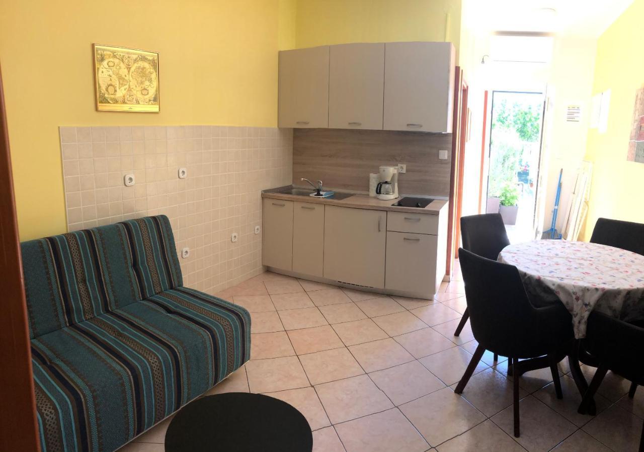 Apartments Eda Baška Екстериор снимка